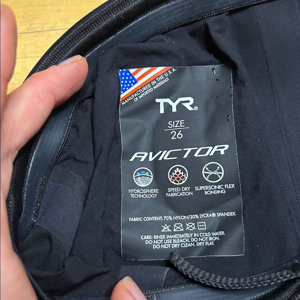 TYR Avictor High Waist Jammer: Features Hydrosphere Technology Black - Size 26 - Picture 4 of 10